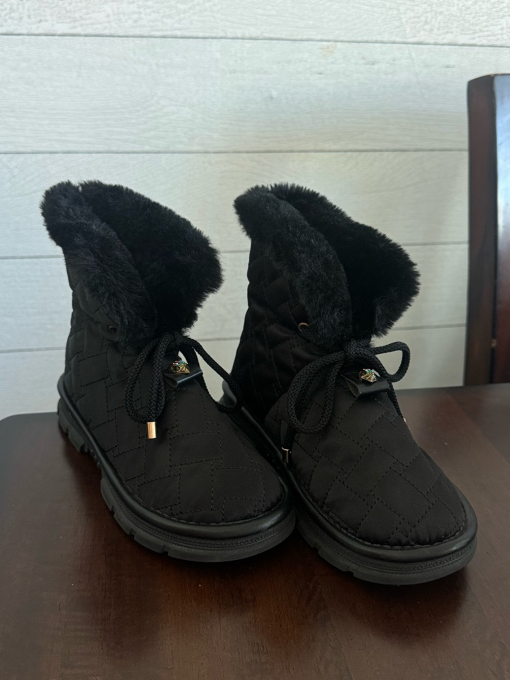 Girl’s ankle boots